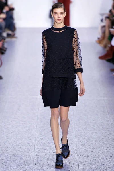 Look 7